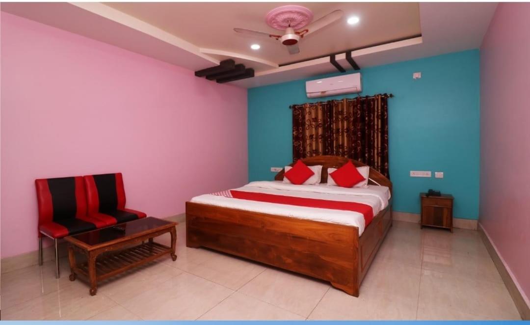 Hotel Ayush International Balasore ภายนอก รูปภาพ